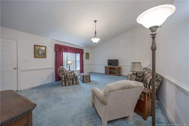 401 W Brocklyn Street, Benson, NC 27504