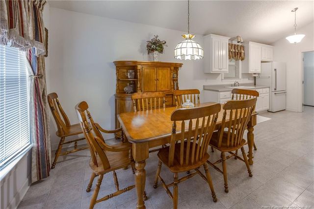 401 W Brocklyn Street, Benson, NC 27504