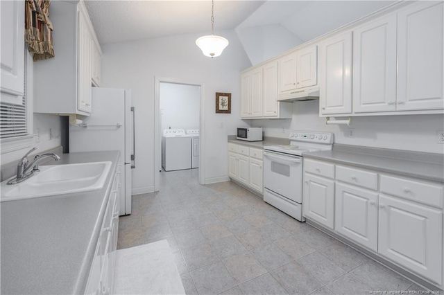 401 W Brocklyn Street, Benson, NC 27504