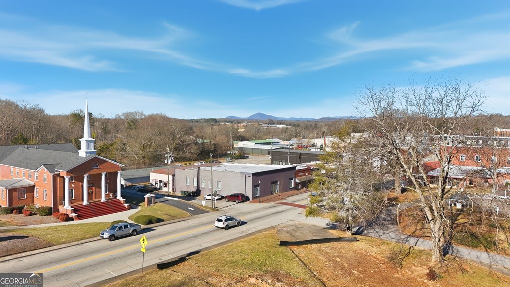 1284 Washington Street, Clarkesville, GA 30523 — photo 2