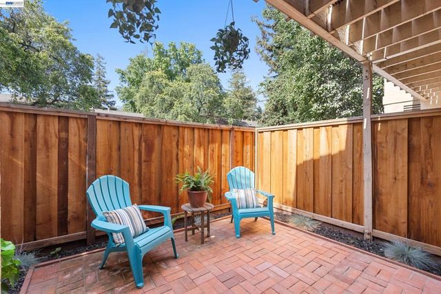 2161 Northwood Cir D, Concord, CA 94520