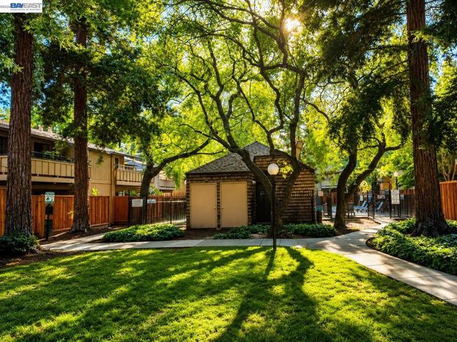 2161 Northwood Cir D, Concord, CA 94520