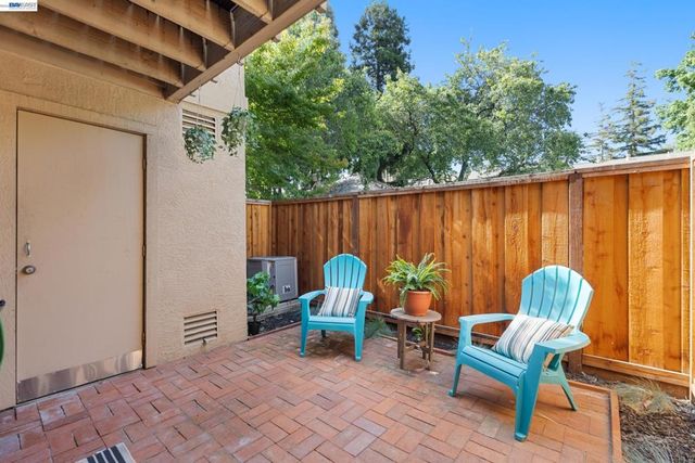 2161 Northwood Cir D, Concord, CA 94520