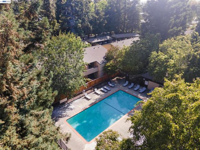 2161 Northwood Cir D, Concord, CA 94520