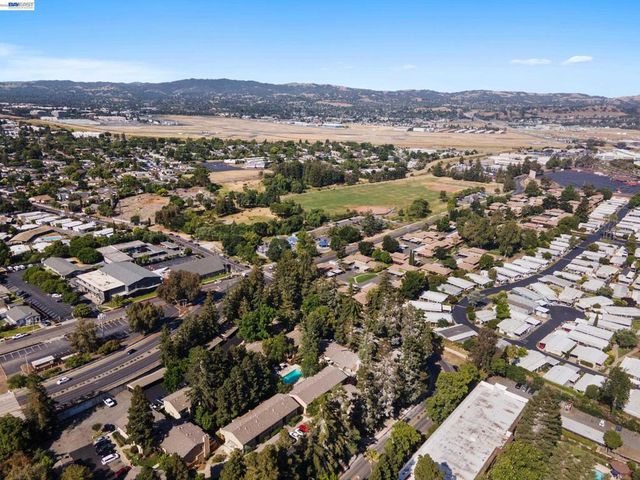 2161 Northwood Cir D, Concord, CA 94520