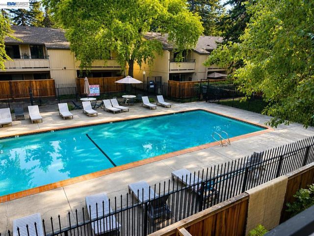 2161 Northwood Cir D, Concord, CA 94520
