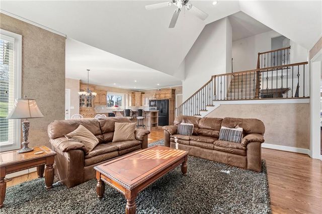 9908 W 147th Street, Overland Park, KS 66221