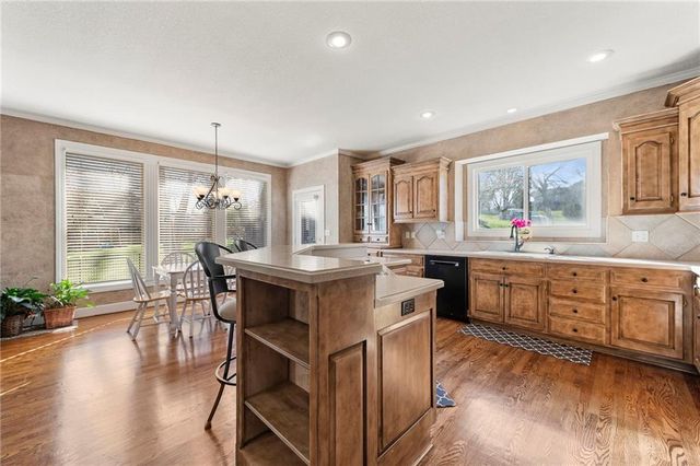 9908 W 147th Street, Overland Park, KS 66221