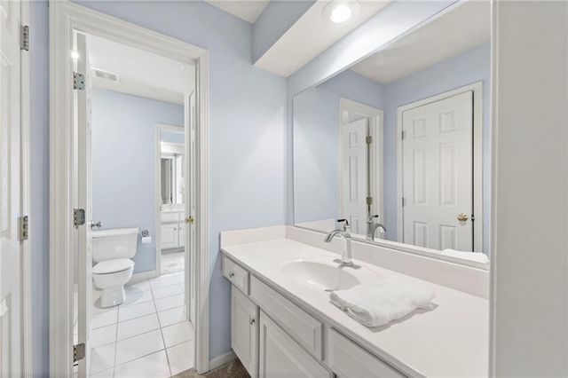 9908 W 147th Street, Overland Park, KS 66221