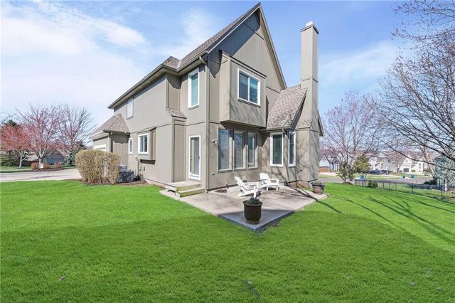 9908 W 147th Street, Overland Park, KS 66221