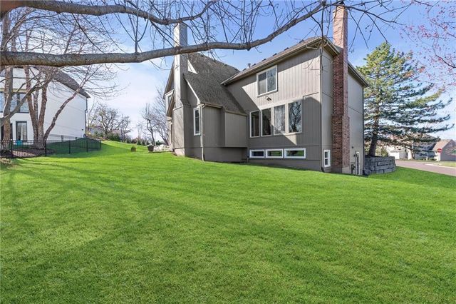 9908 W 147th Street, Overland Park, KS 66221