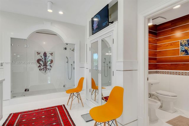 7400 SW 72nd Ct, Miami, FL 33143