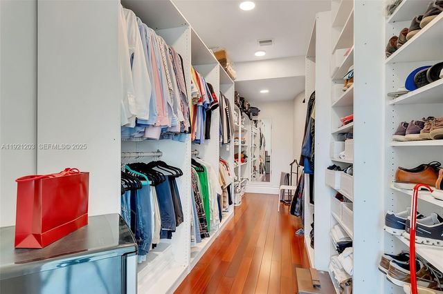 7400 SW 72nd Ct, Miami, FL 33143