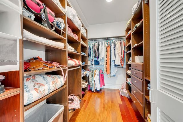 7400 SW 72nd Ct, Miami, FL 33143