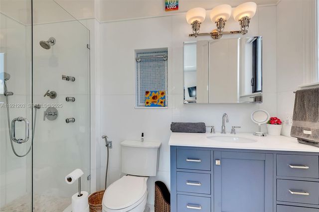 7400 SW 72nd Ct, Miami, FL 33143