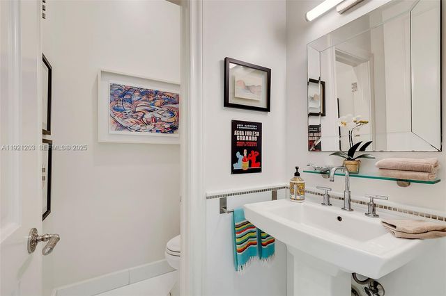 7400 SW 72nd Ct, Miami, FL 33143