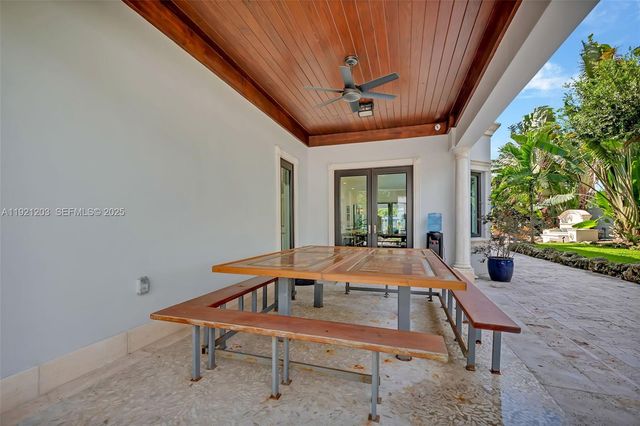 7400 SW 72nd Ct, Miami, FL 33143