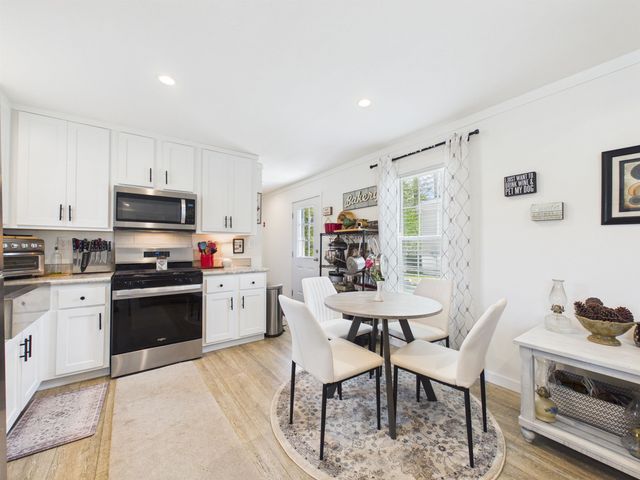 21 Blue Jay Court, Keene, NH 03431