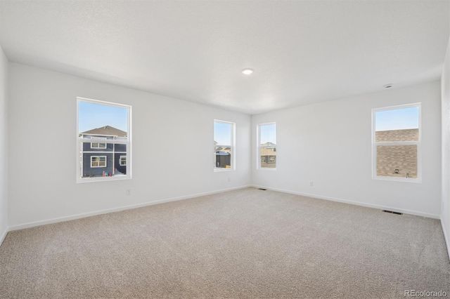 231 Sage Grouse Way, Bennett, CO 80102