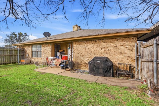 1109 Mountain View Street, Glenn Heights, TX 75154