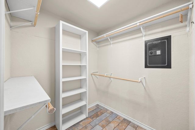 20217 Engelmann LN, Manor, TX 78653