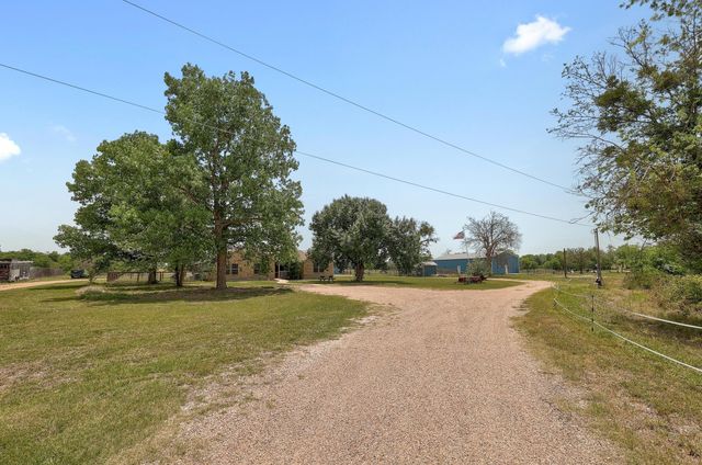 20217 Engelmann LN, Manor, TX 78653