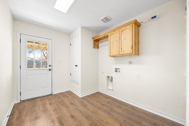 20217 Engelmann LN, Manor, TX 78653