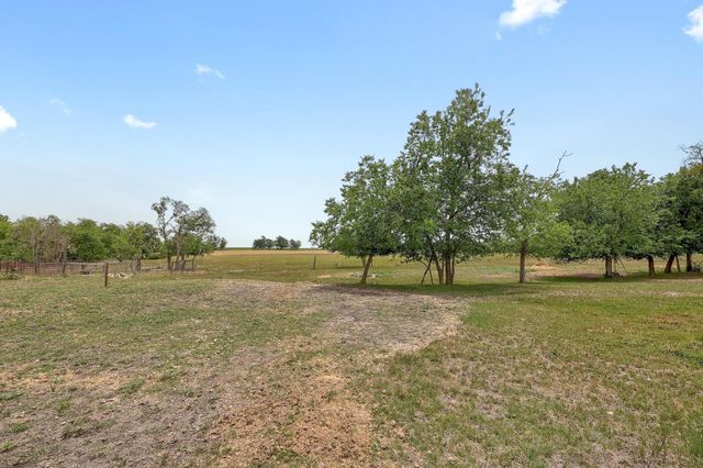 20217 Engelmann LN, Manor, TX 78653