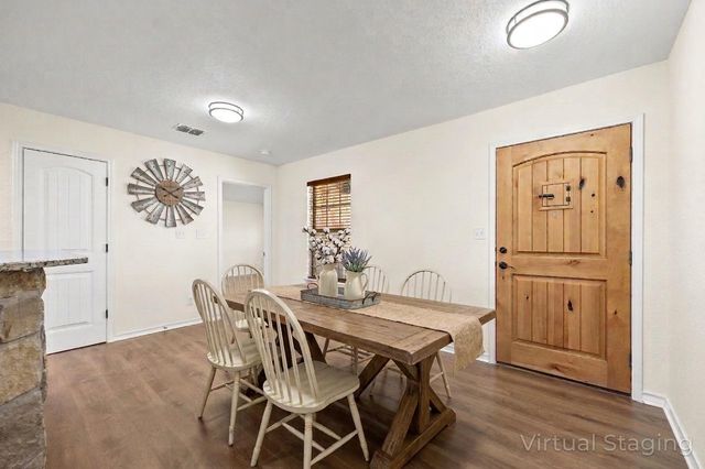 20217 Engelmann LN, Manor, TX 78653