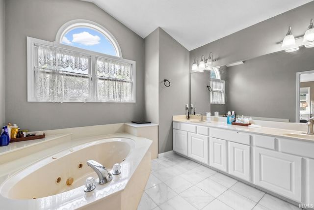 1803 Foxmoor Lane, Lafayette, IN 47905
