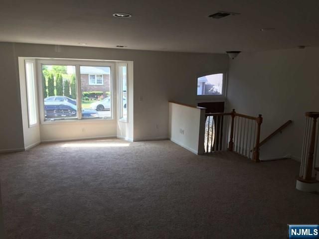 26 Lee Street, Elmwood Park, NJ 07407