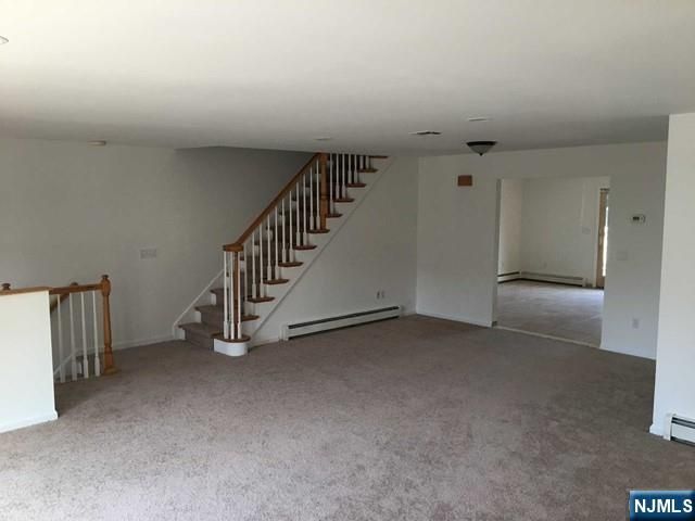 26 Lee Street, Elmwood Park, NJ 07407