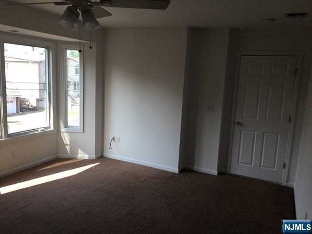 26 Lee Street, Elmwood Park, NJ 07407