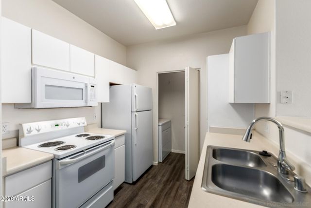 3302 N 7TH Street 210, Phoenix, AZ 85014