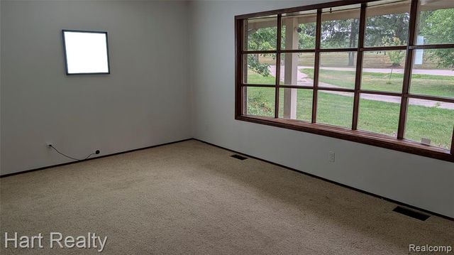 590 E Borland Road, Imlay City, MI 48444