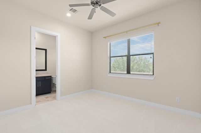 1212 W Dallas Street, Houston, TX 77019