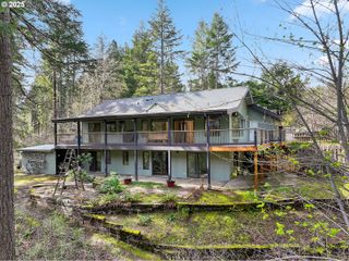 321 LAKEVIEW Rd, White Salmon, WA 98672