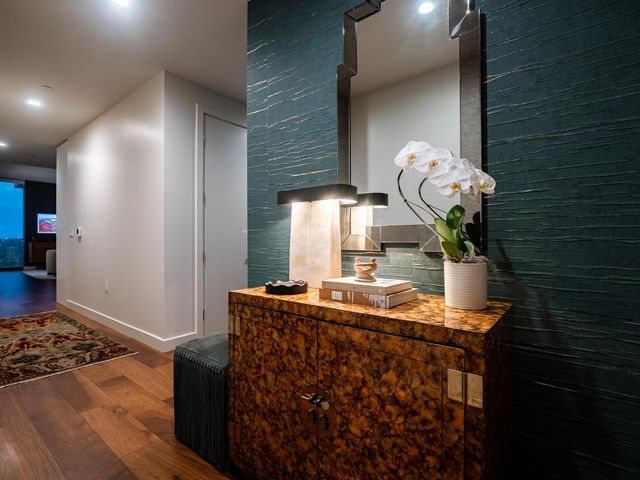 44 East Ave 2101, Austin, TX 78701