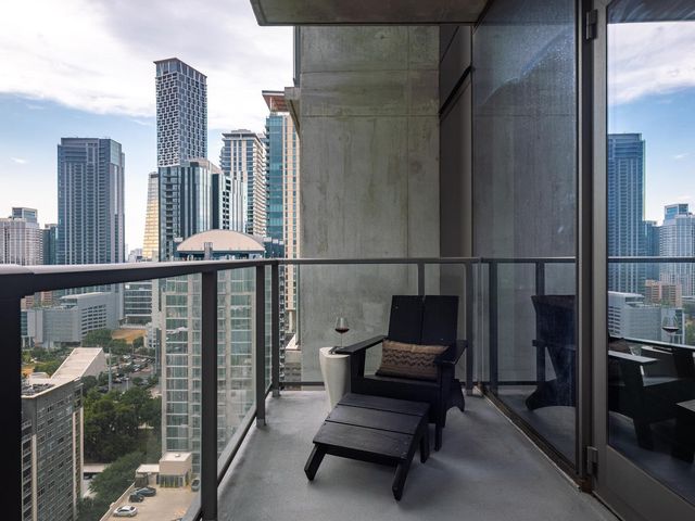 44 East Ave 2101, Austin, TX 78701