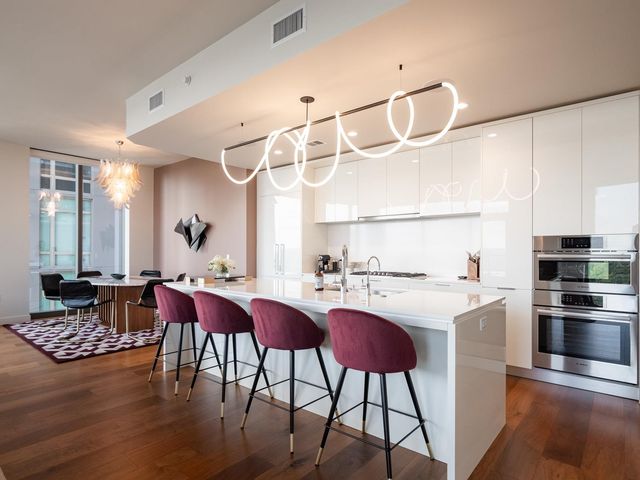 44 East Ave 2101, Austin, TX 78701