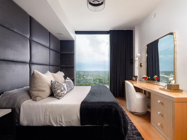 44 East Ave 2101, Austin, TX 78701