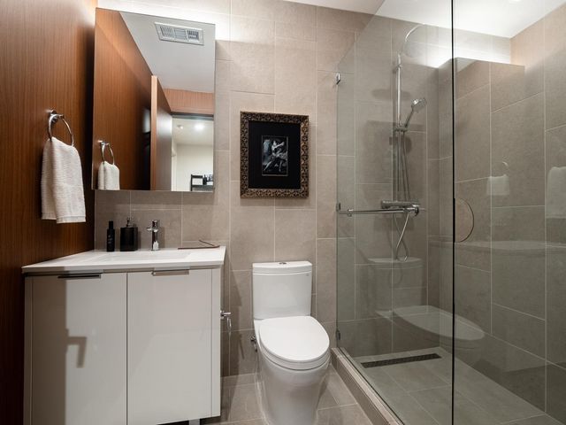 44 East Ave 2101, Austin, TX 78701