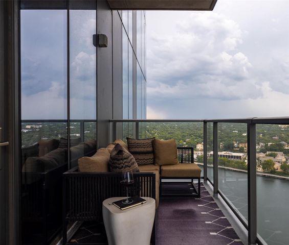 44 East Ave 2101, Austin, TX 78701