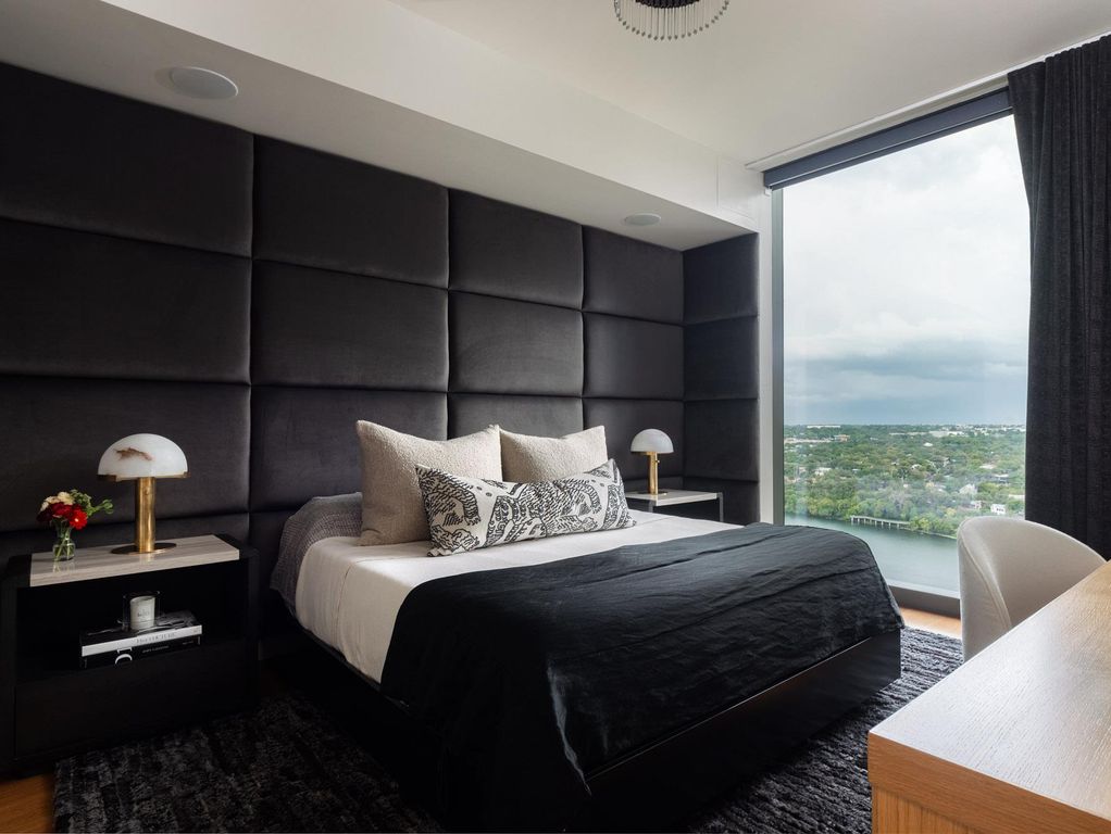 44 East Ave 2101, Austin, TX 78701