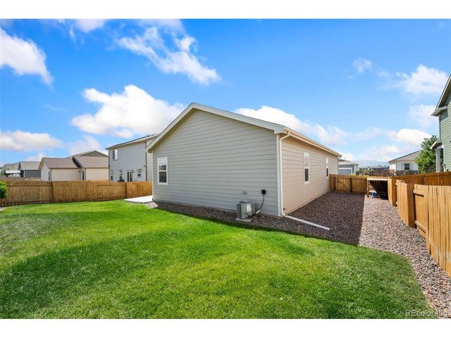 7418 Blue River Ave, Frederick, CO 80530
