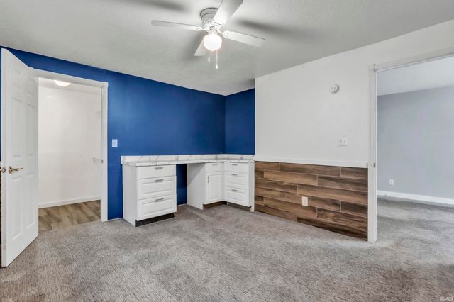 885 W 590 S Road, Wolcottville, IN 46795