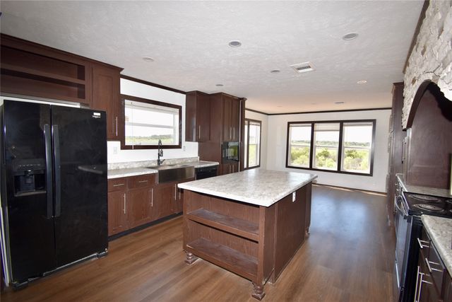 2200 Fm 2822, Rochelle, TX 76872