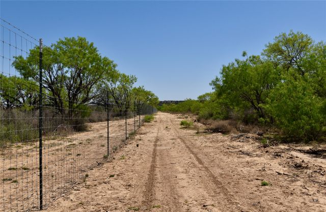 2200 Fm 2822, Rochelle, TX 76872