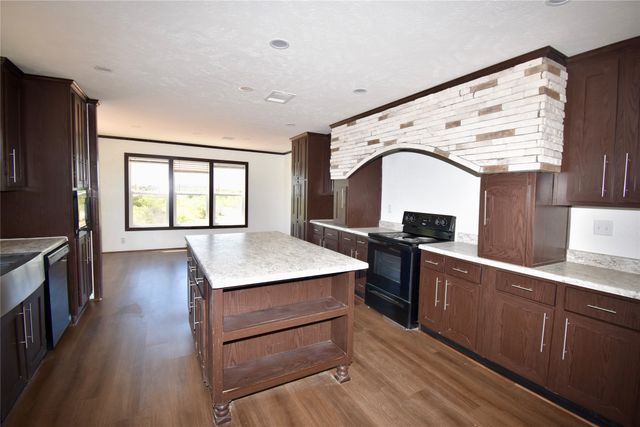 2200 Fm 2822, Rochelle, TX 76872