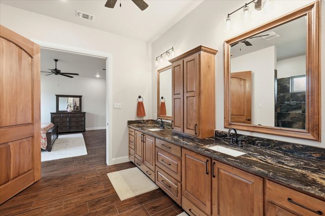 321 Arborview Drive, Weatherford, TX 76088